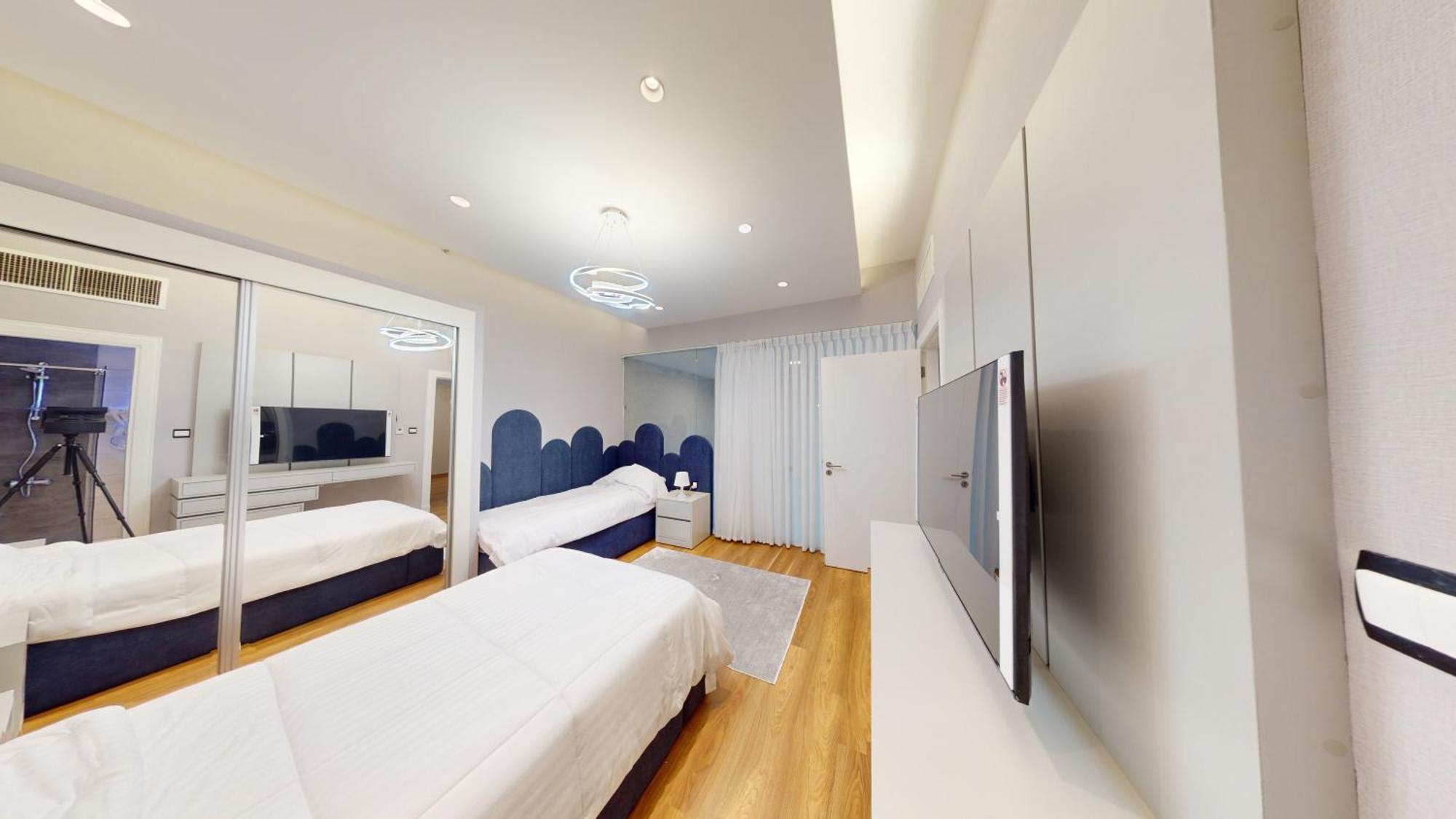 Al Fares Luxury Furnished Apartment-Damac Tower Exteriör bild