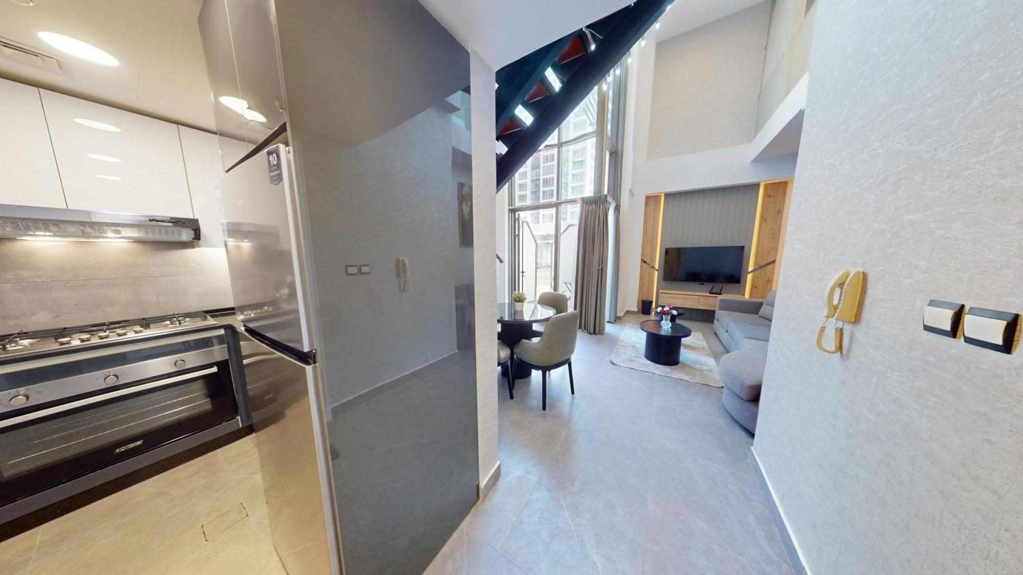 Al Fares Luxury Furnished Apartment-Damac Tower Exteriör bild
