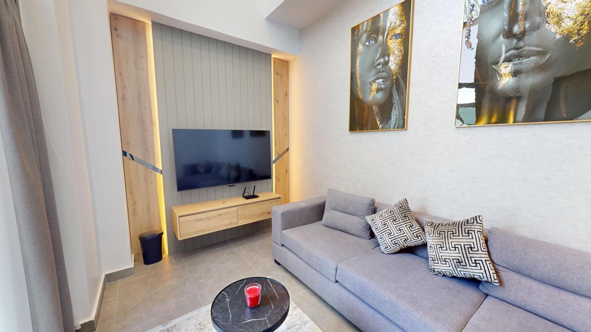 Al Fares Luxury Furnished Apartment-Damac Tower Exteriör bild
