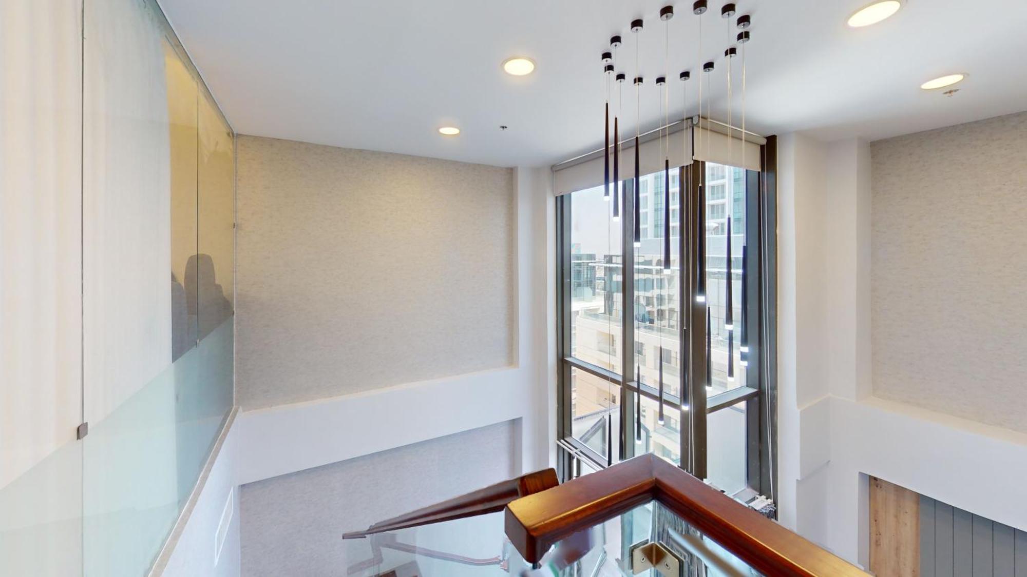 Al Fares Luxury Furnished Apartment-Damac Tower Exteriör bild